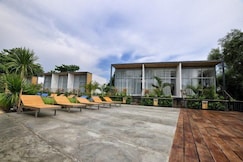 Sunset Serenity Jomtien Resort, Sattahip