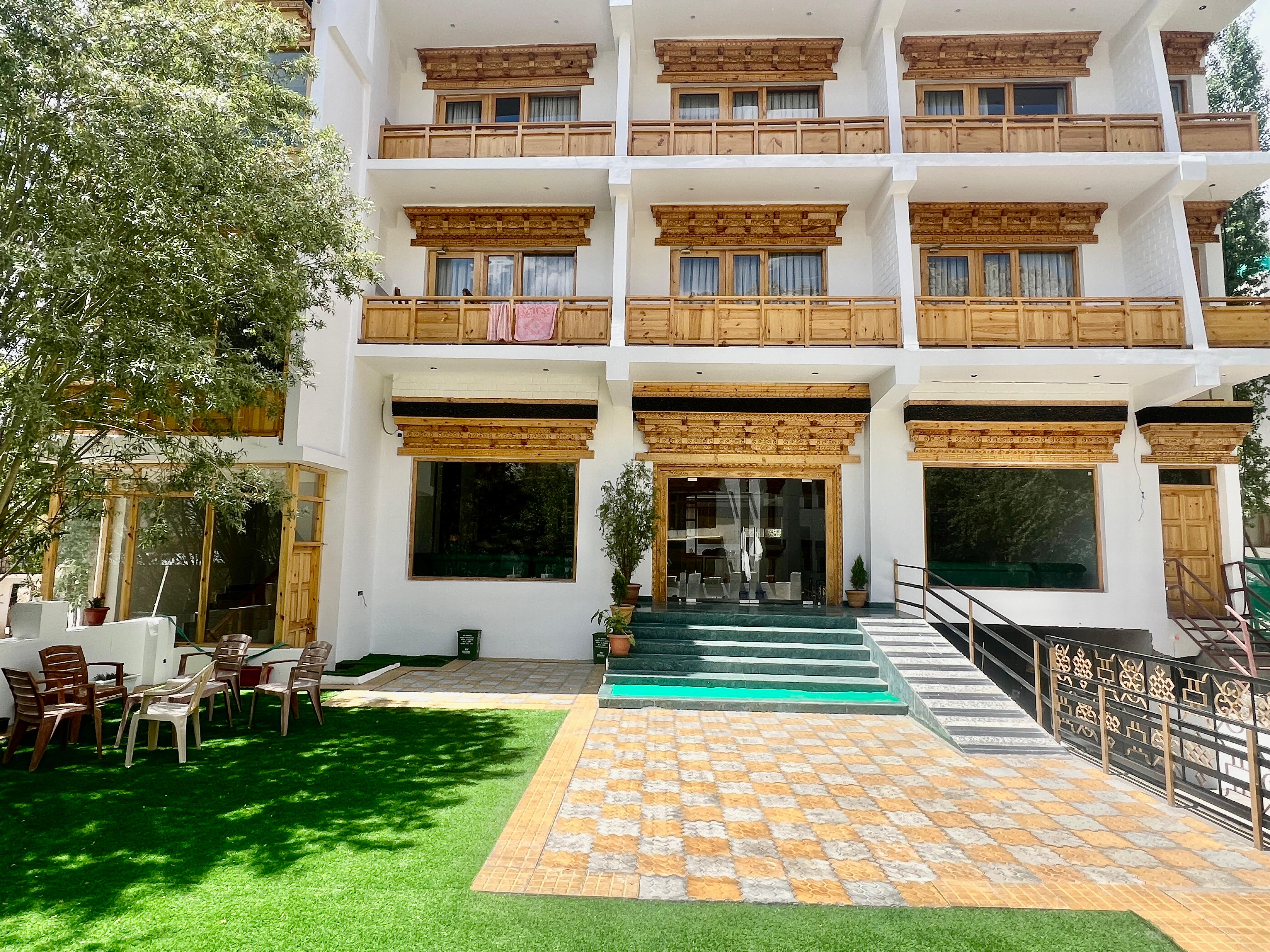 HotelRoyal Himalaya - Tap to explore photos