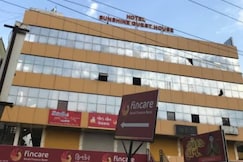Hotel Sunshine, Modasa