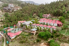 Nature Nest Eco Resort - Beautiful Sunset & Valley View , Chail ,Shimla