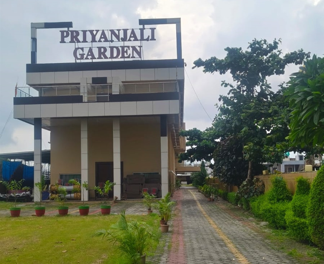 Priyanjali Garden and Hotel - Tap to explore photos