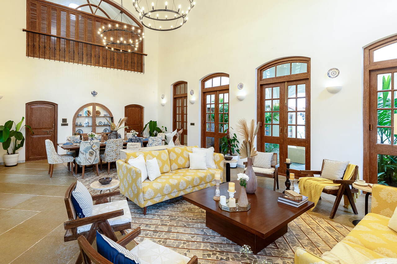 LohonoStays Villa Brisa - Tap to explore photos