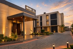 Kiwa By Rustic Rays, Gandhinagar