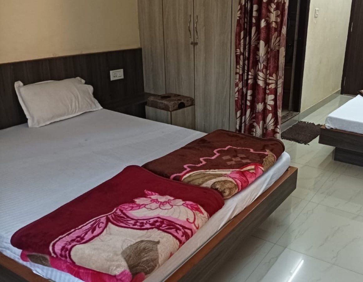 Hotel bhram sambandh - Tap to explore photos