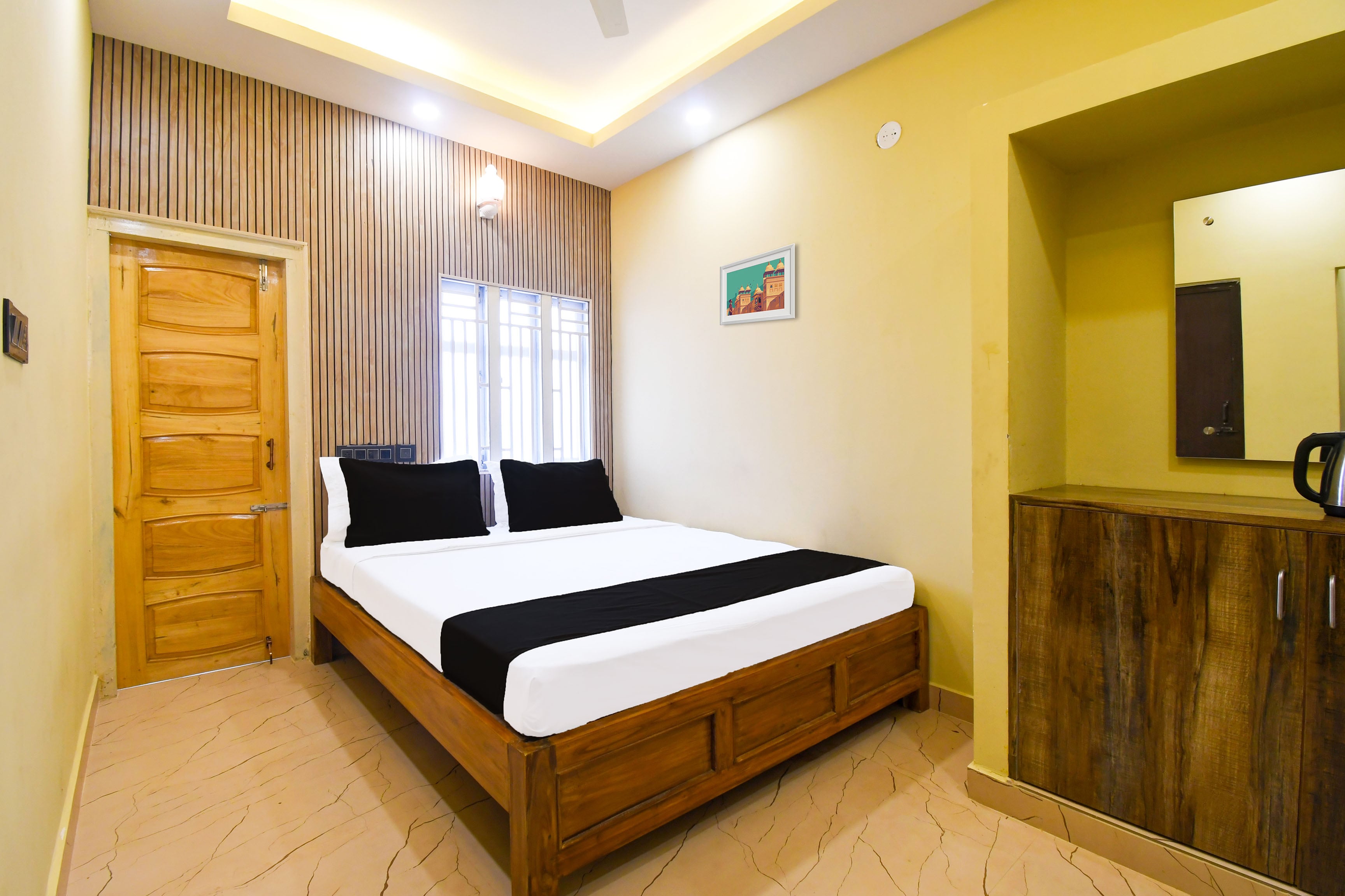 Hotel O Sai Balaji Inn - Tap to explore photos