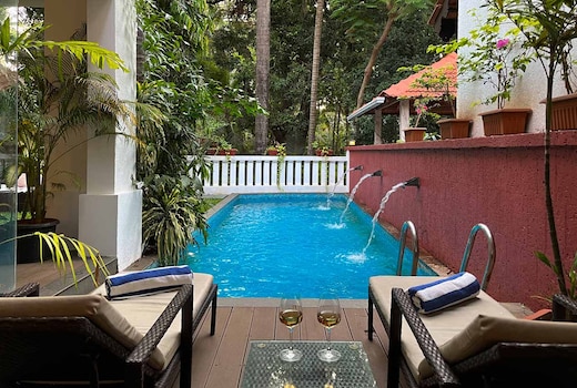 StayVista |3 BHK Pool Villa Arcadia