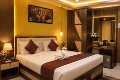 AR grand, Rajgir