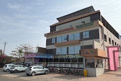 Hotel Radha Krishna, Bhusawal