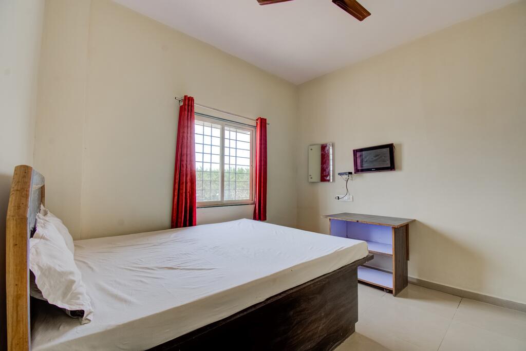 Hotel Goutam Vihar - Tap to explore photos