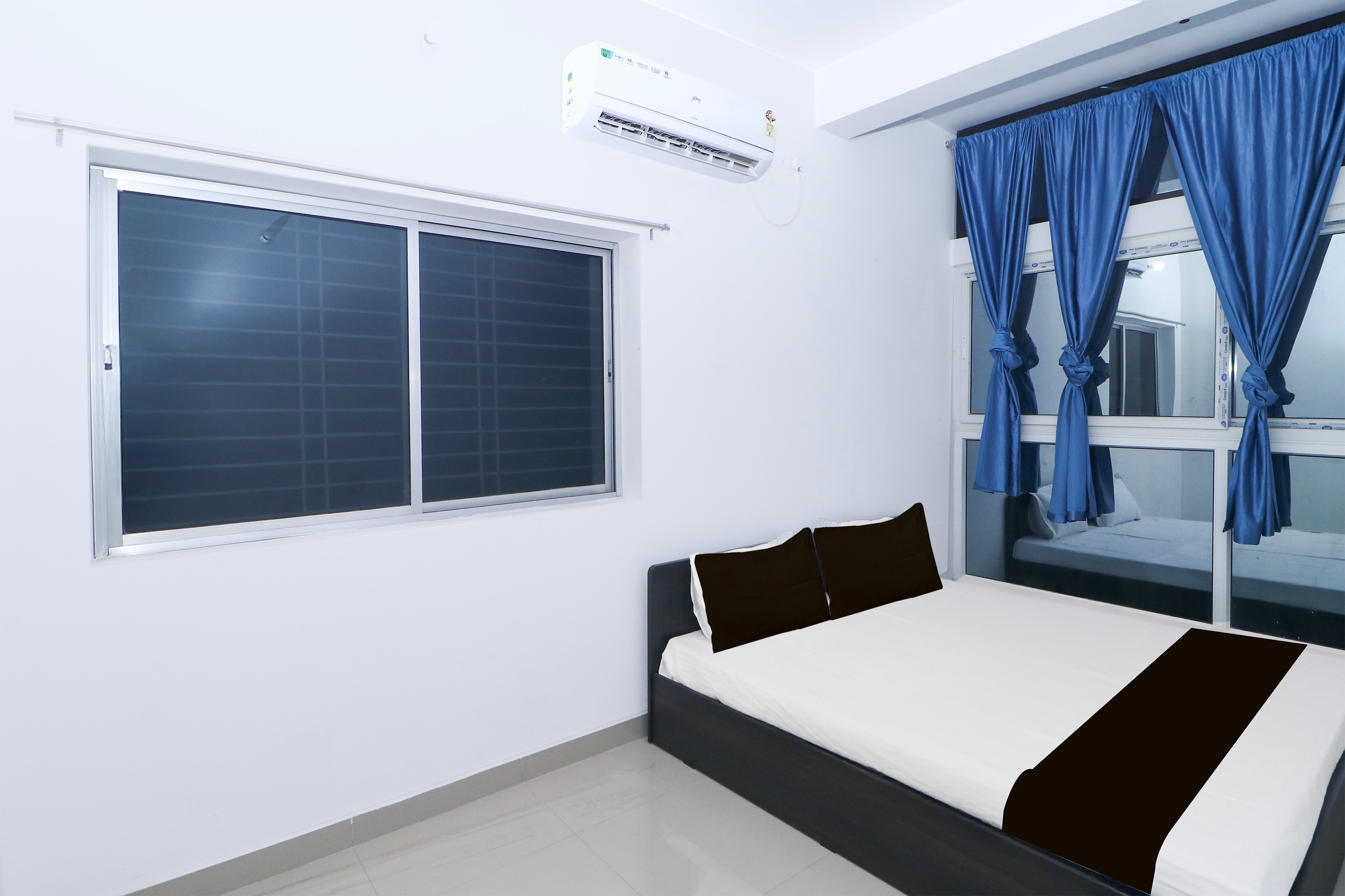 SPOT ON Dwarika City Community Hall & Rooms - Tap to explore photos