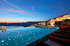 Myconian Avaton, Mykonos