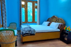 Tirthan river front farm stay., 
Hanle