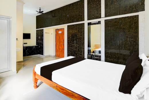 Hotel O Enclave Stayz Inn