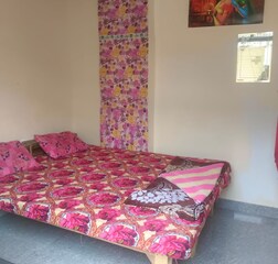 Queen Room- First Floor/second floor