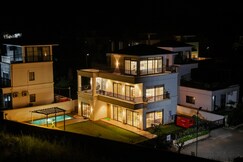 4BHK Villa by Serene | PVT Pool | Mountain, Karjat