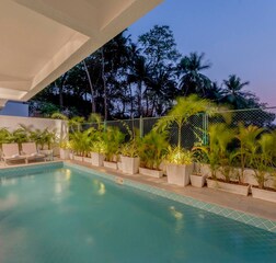 Swimming Pool 1