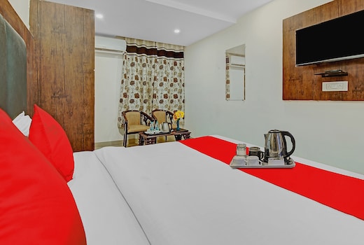 Super Hotel O Tez Plaza