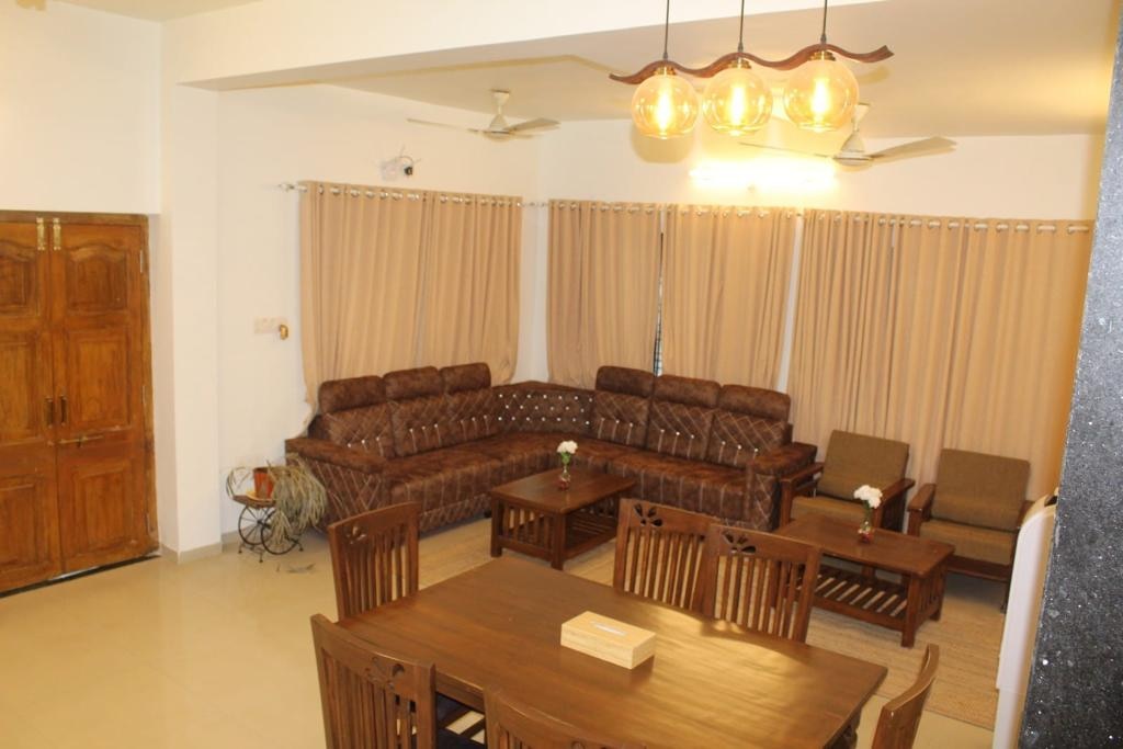 IT Villa 3BHK With Private Pool - Tap to explore photos