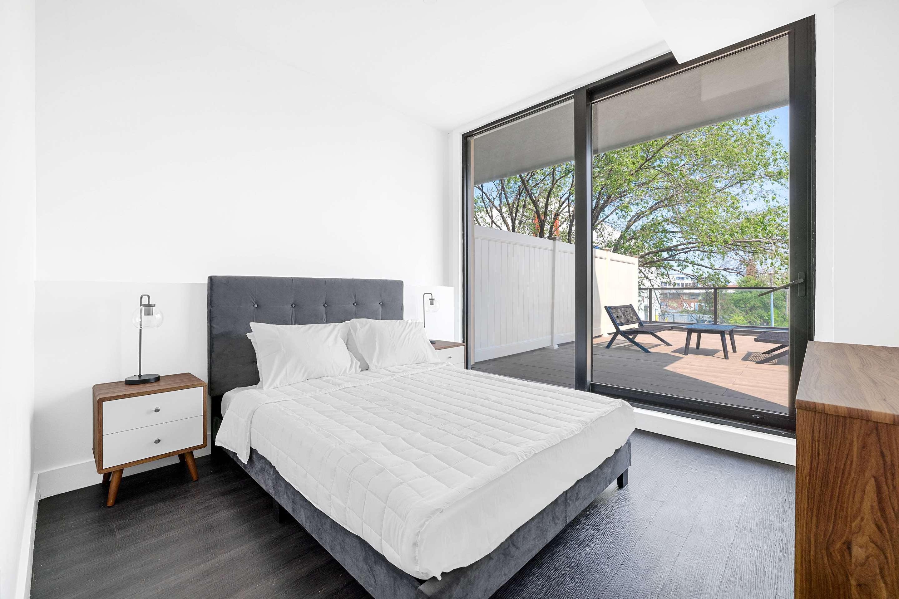The Bogart by LuxUrban, Trademark Collection by Wyndham - Tap to explore photos