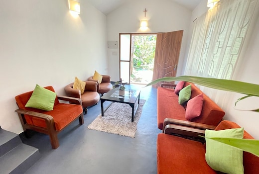 Beautiful 4 Bedroom Villa close to Candolim beach