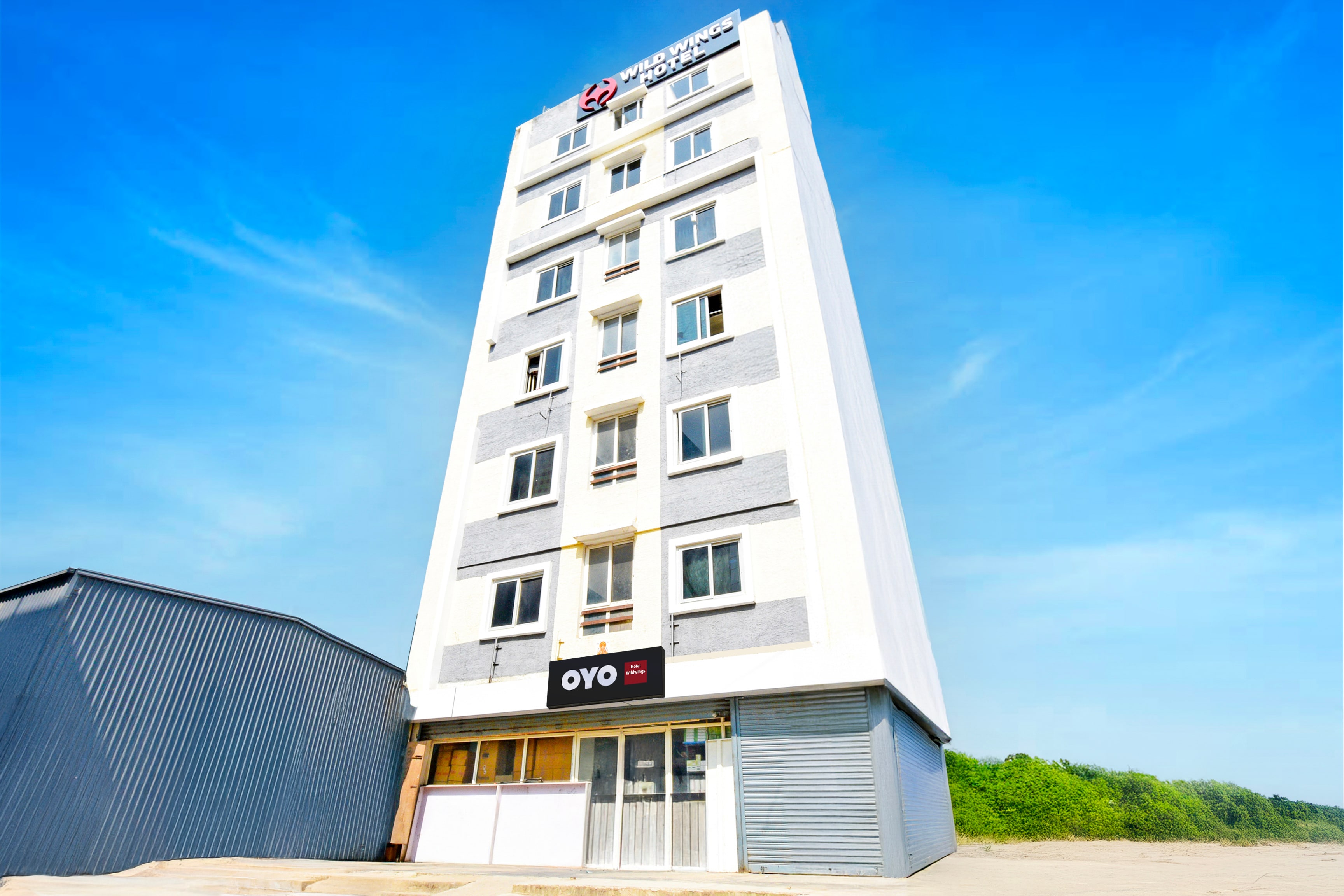 Hotel O Wildwings Hotel A - Tap to explore photos