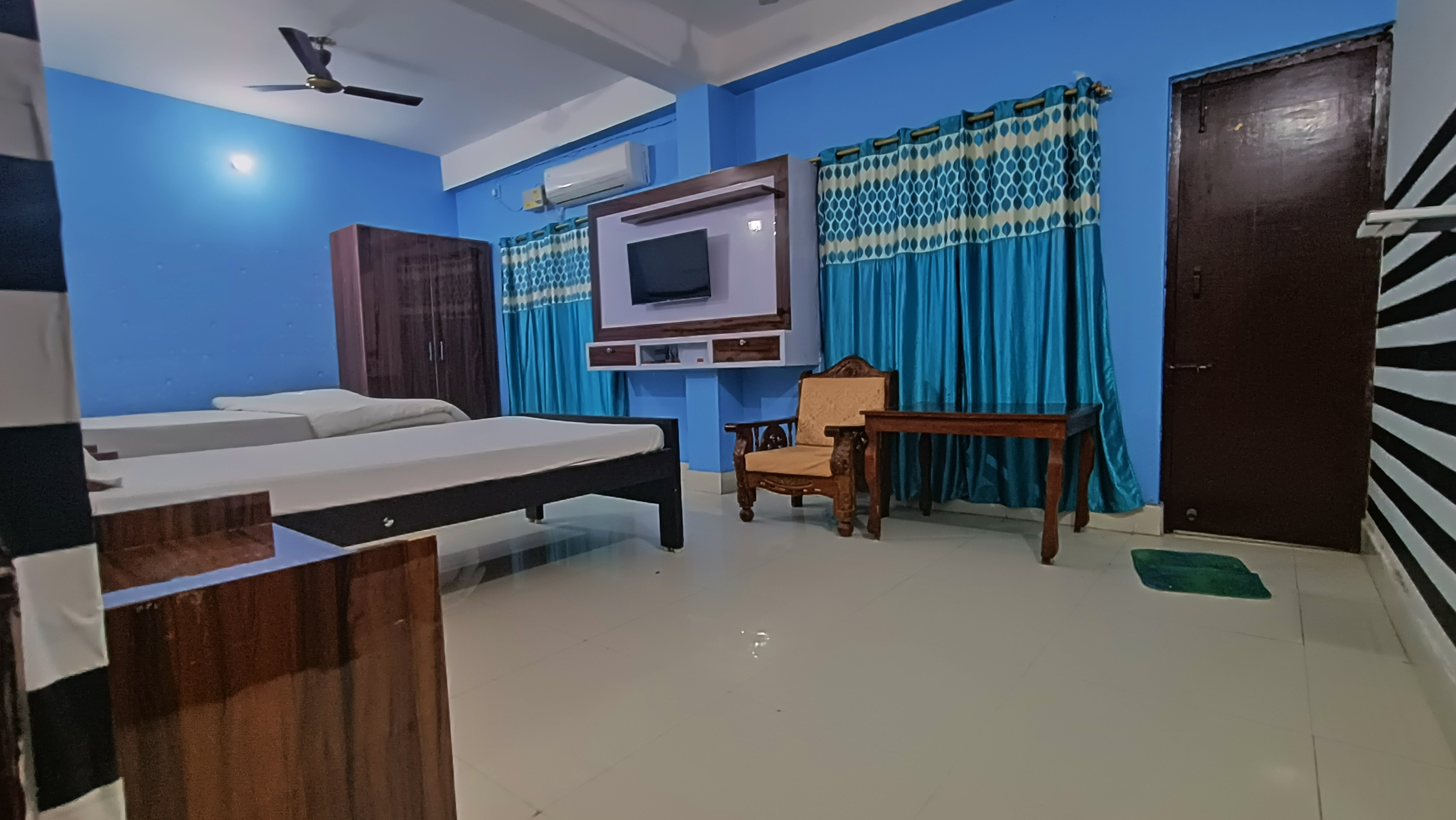 Nalanda Guest House, Nalanda - Tap to explore photos