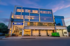 FabHotel Meera Palace, Indore