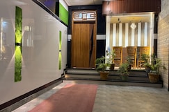 Hotel Lotus Inn, Varanasi