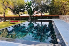 Luxury 2bhk Villa Pool Jacuzzi Garden, Udaipur