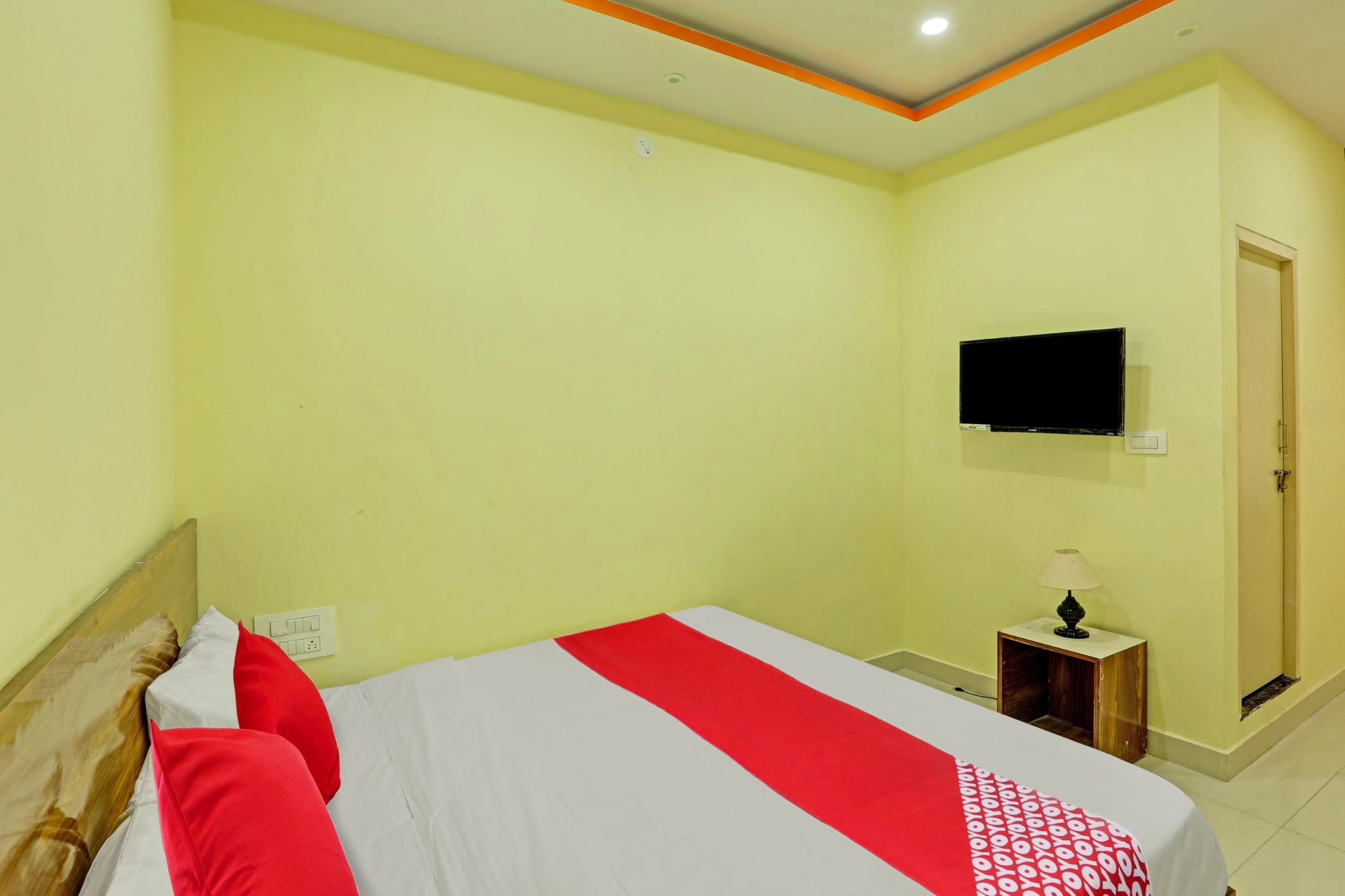 Hotel O Sree Lakshmi Comfort - Tap to explore photos