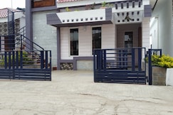 Cliff side villa, Kodaikanal, Udumalapet