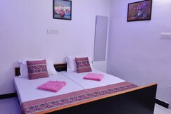 Kens Villa with Deluxe Rooms, Coonoor