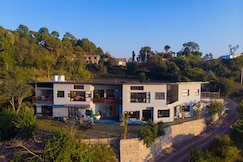 StayVista at Nivriti - Heated Outdoor Pool , Kalka