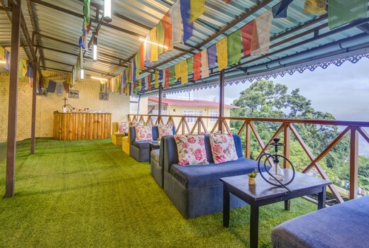 Open-air Deck Area