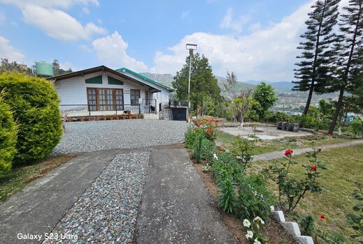 Pinewood Home Stay Bhimtal, 3 km from Bhimtal Lake by Prospera Hospitality Pvt. Ltd.