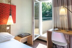 ibis Brignoles Provence Verte, Nice