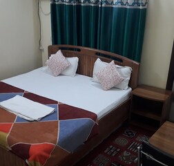 AC Deluxe Room