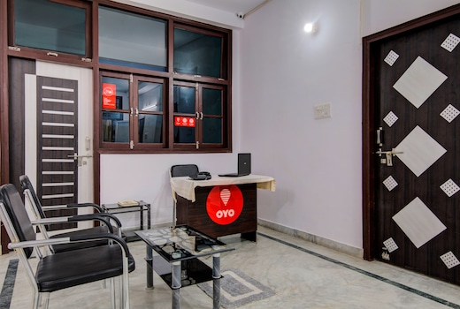 Super Hotel O Rajbanshi Nagar