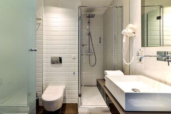 Belgrade Art Hotel, A Member Of Radisson Individua - Tap to explore photos