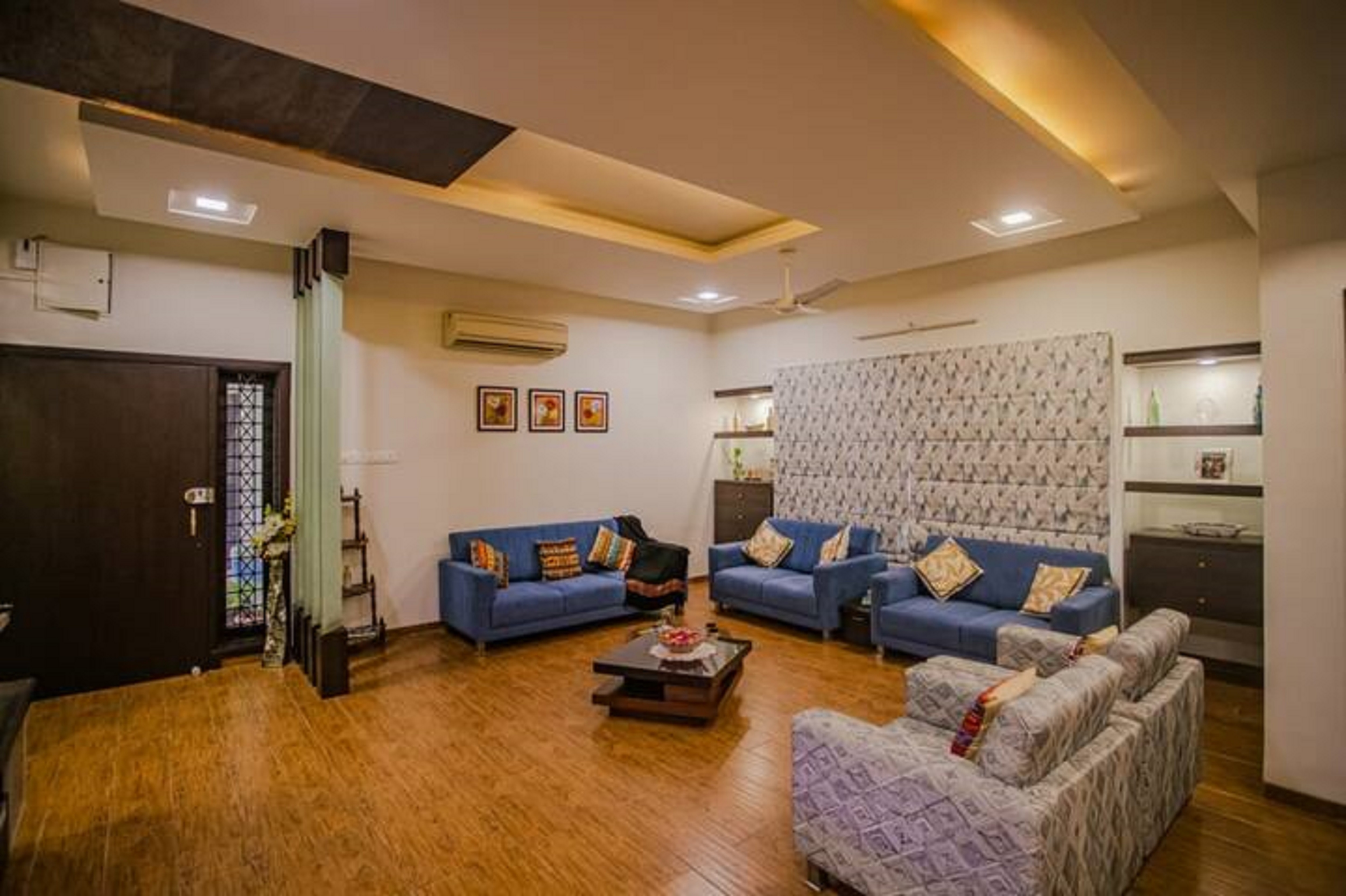 Sarda Homestay 2 | Rooms & Caretaker - Tap to explore photos
