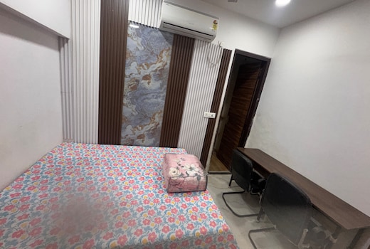 Females Only  clean   decent Room in a 3bhk flat