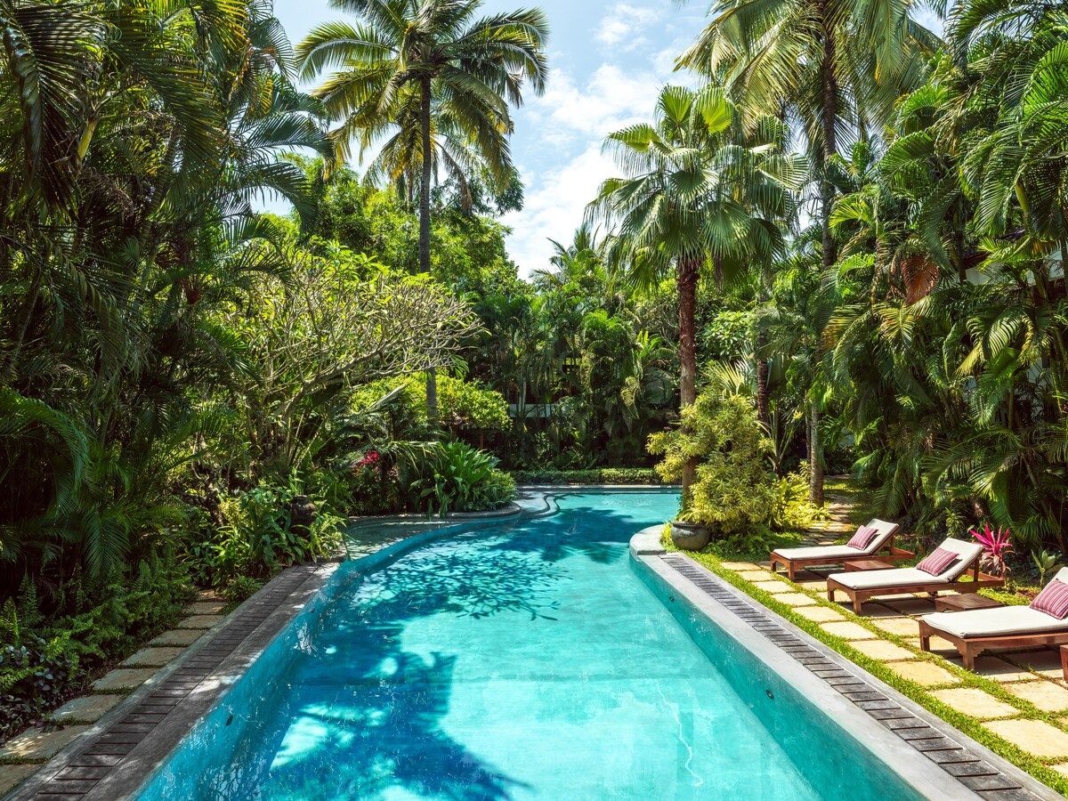 Staymaster Bharini 2BRJet & Swimming PoolsSpa - Tap to explore photos