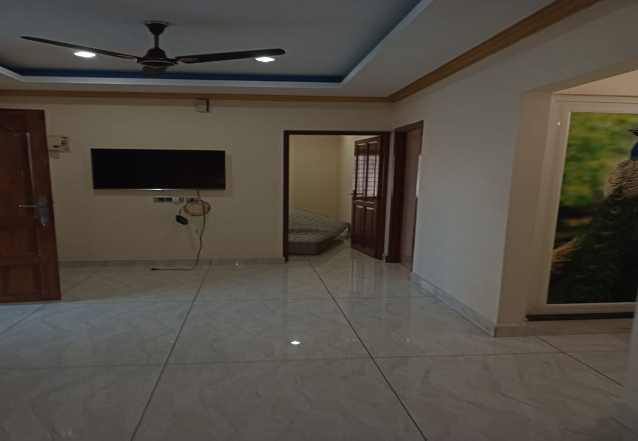 Silver Homes Serviced Apartment - Tap to explore photos