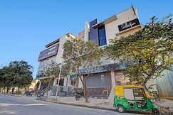 Collection O Petals Otium Business Hotel, Bangalore