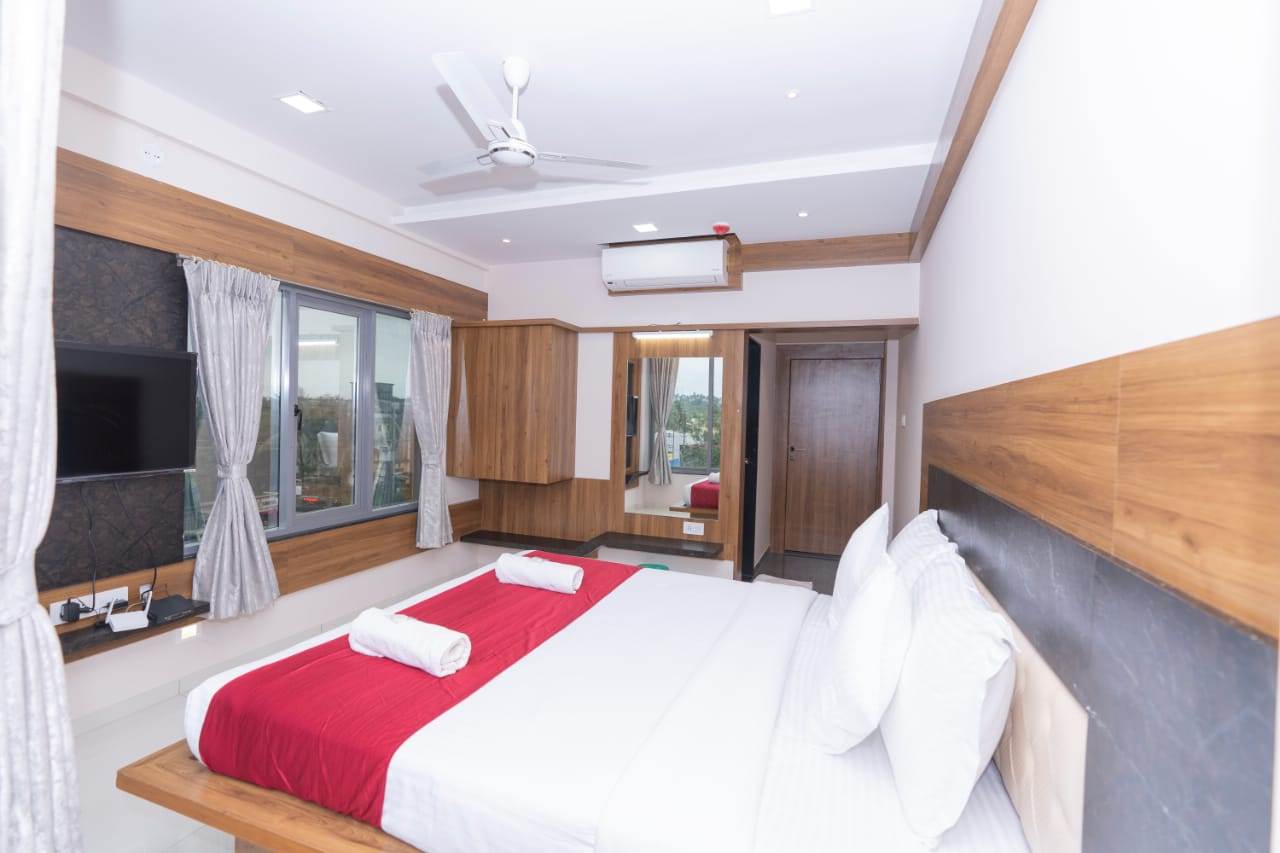 HOTEL CHIRANJEEVI 2