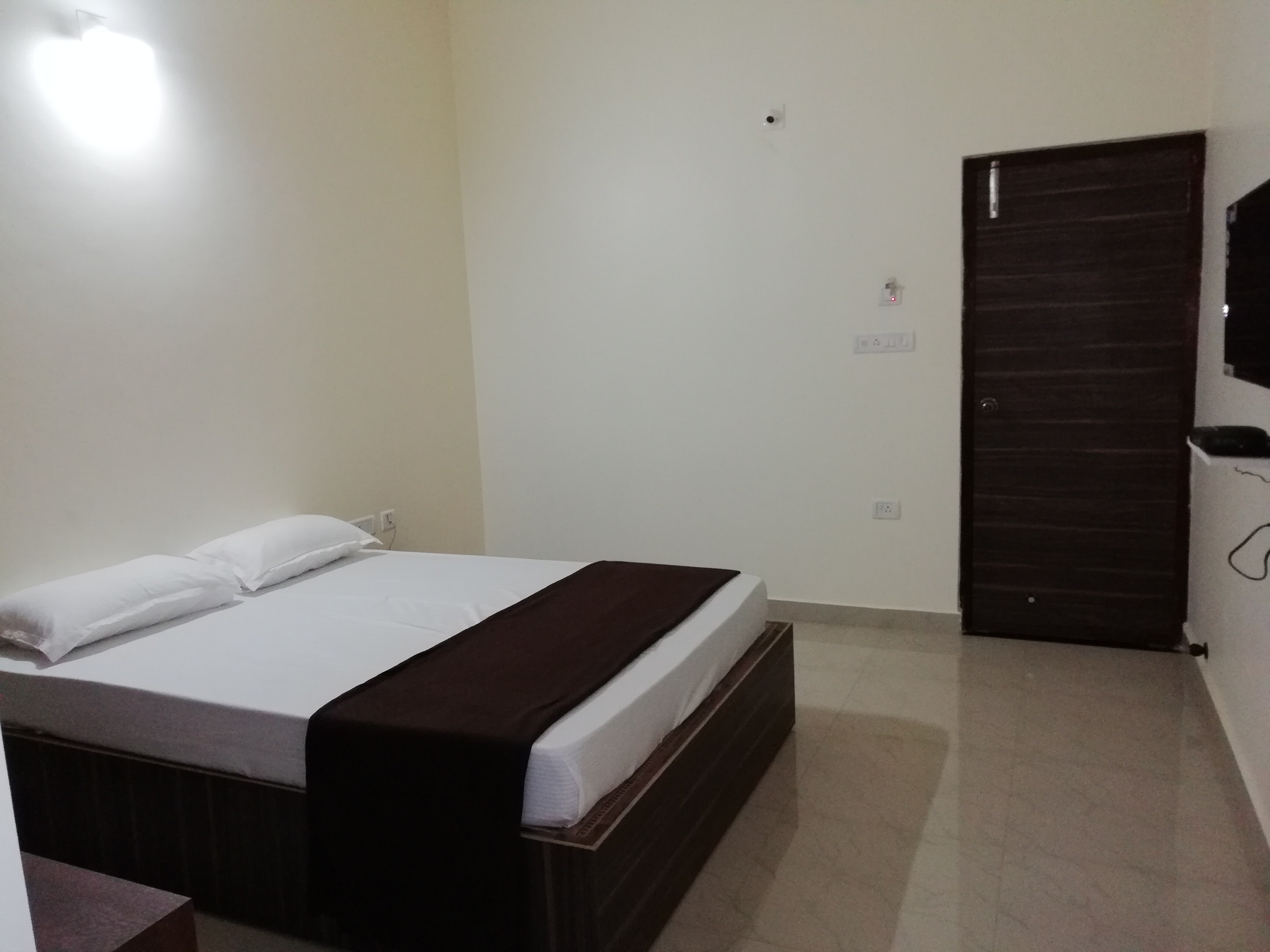 Hotel Shivadarshan - Byndoor - Tap to explore photos