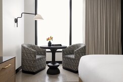 Kimpton SANTO, Bexar