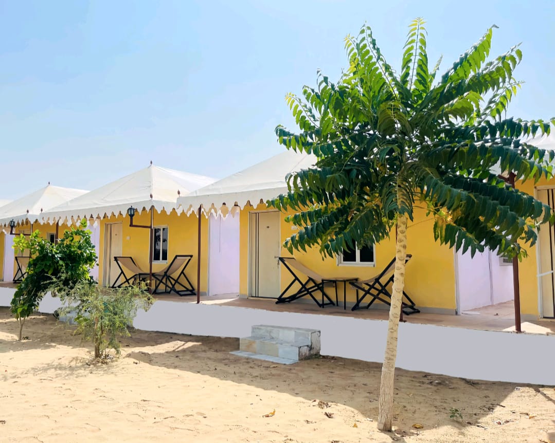Emirates Luxury Desert Camp - Tap to explore photos