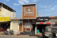 SHREE GHANSYAM PALACE, Orchha