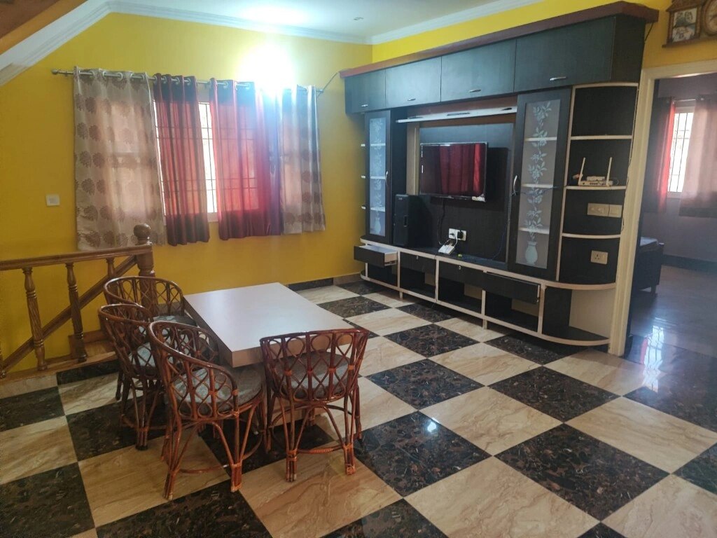Hill View Mansion Homestay - Tap to explore photos